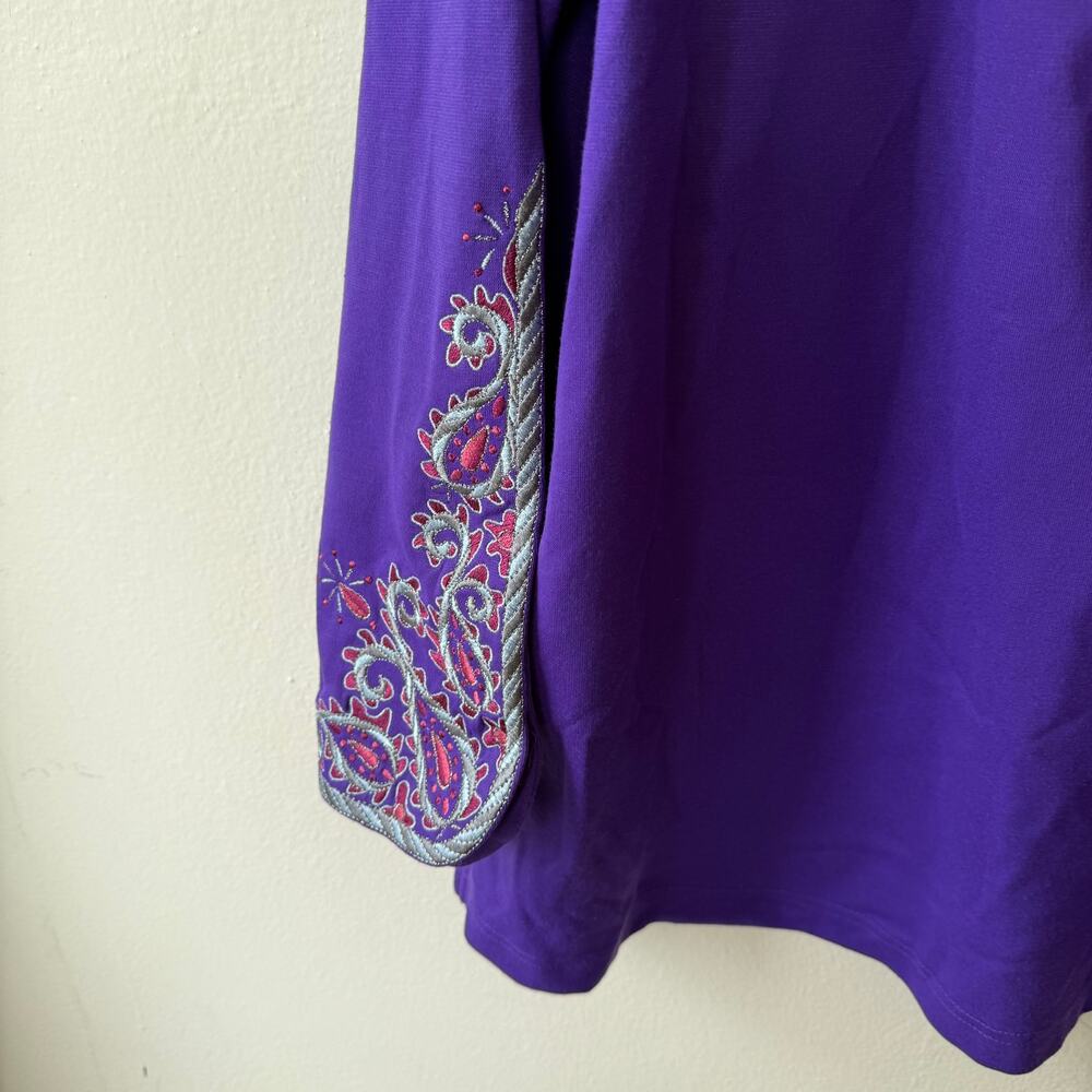 Bob Mackie Wearable Art purple paisley embroidery split neck size 1X - Picture 8 of 11